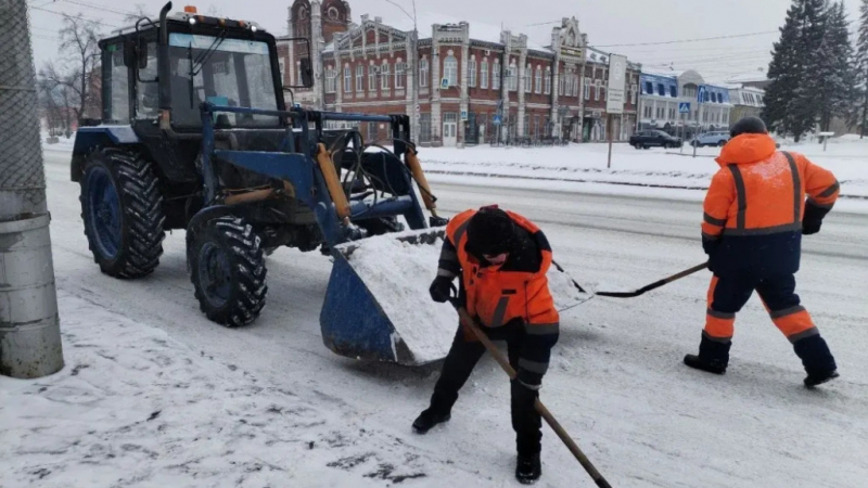 Барнаульские дорожники работают в усиленном режиме