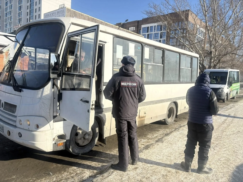 Нарушение санитарных норм выявили в барнаульских автобусах
