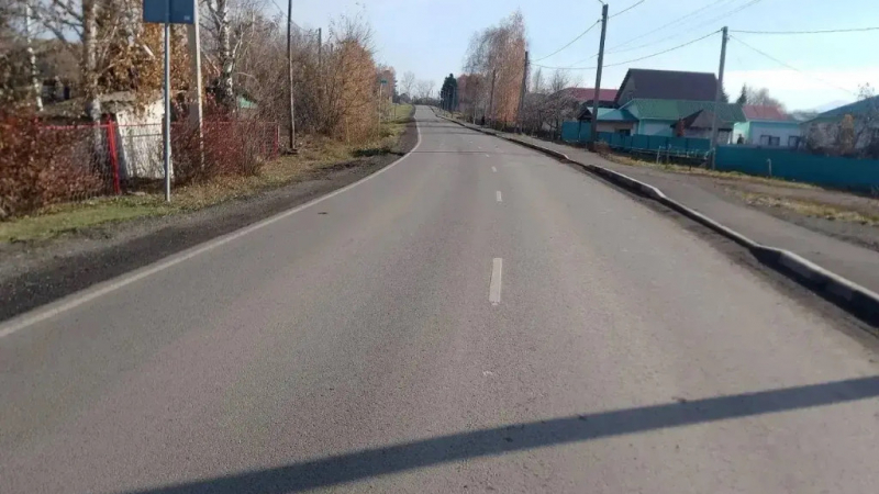В Алтайском районе отремонтировали дорогу в одном из старейших сел