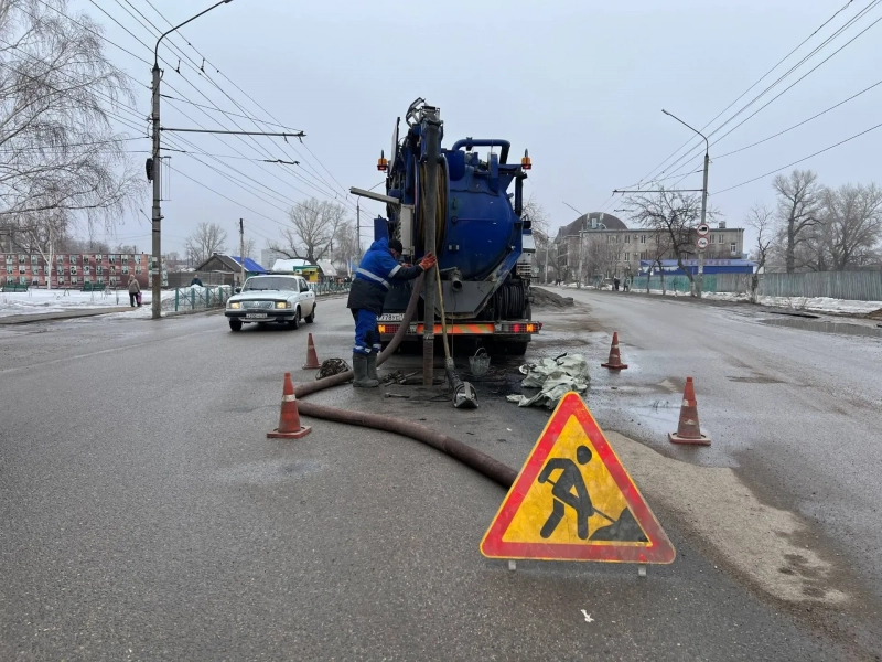 Канализационный коллектор продолжают реконструировать в Рубцовске