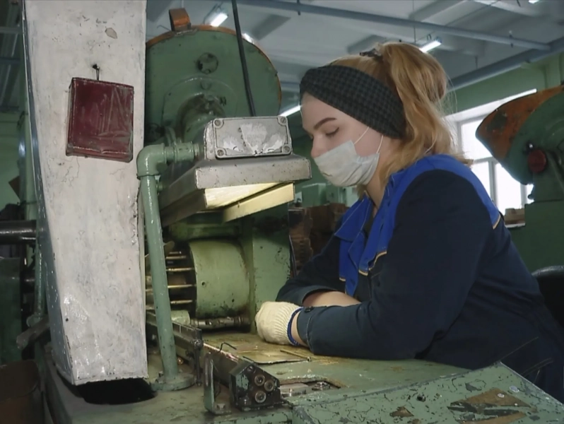 «Неженских» профессий станет меньше в России