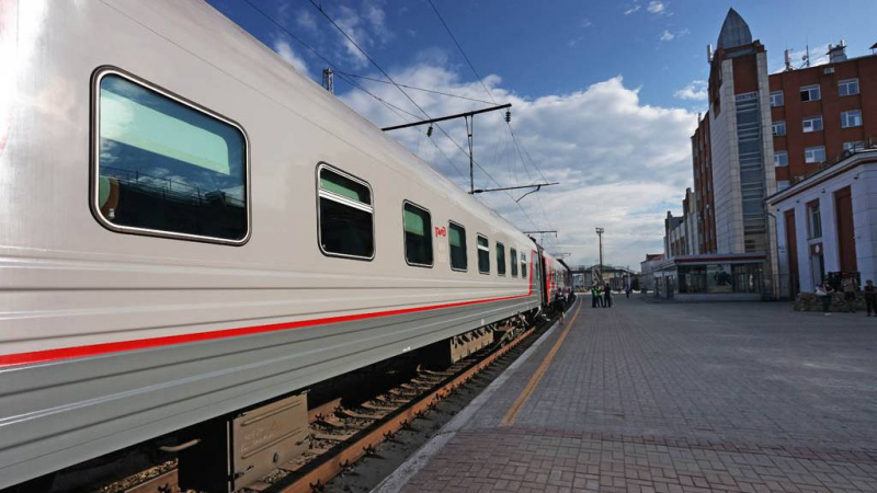 Алтайские электрички будут останавливаться на Гребном канале в Барнауле