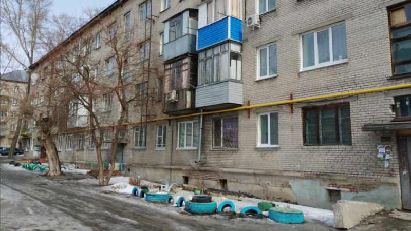 Барнаульскую «хрущевку» признали аварийной