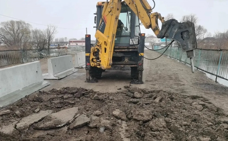 Более 110 млн рублей направили на ремонт моста в Алтайском крае