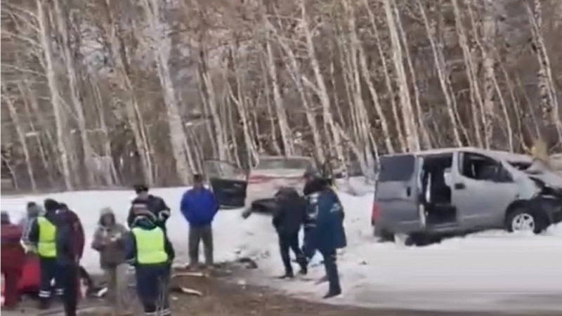 Четыре человека пострадали в страшном ДТП на алтайской трассе