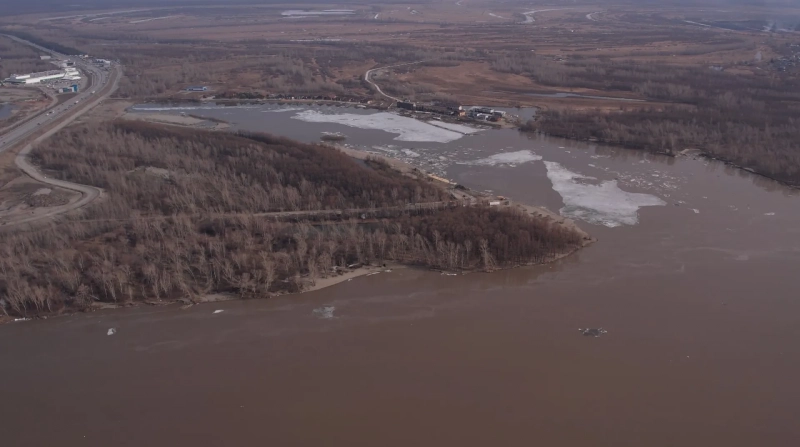 Уровень воды в Оби резко поднялся