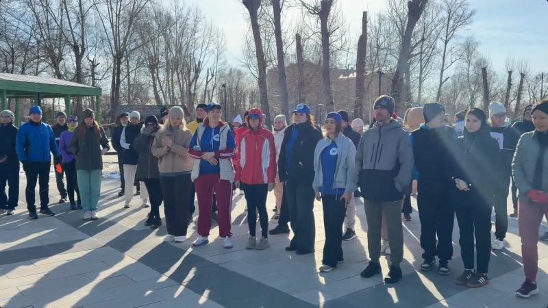 В Барнауле прошел тематический забег в парке «Изумрудный» в преддверии Национального дня донора