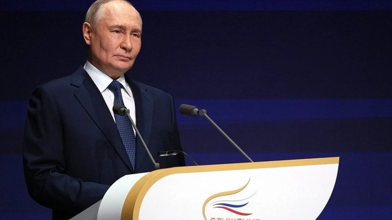 Владимир Путин пообещал приехать в Алтайский край