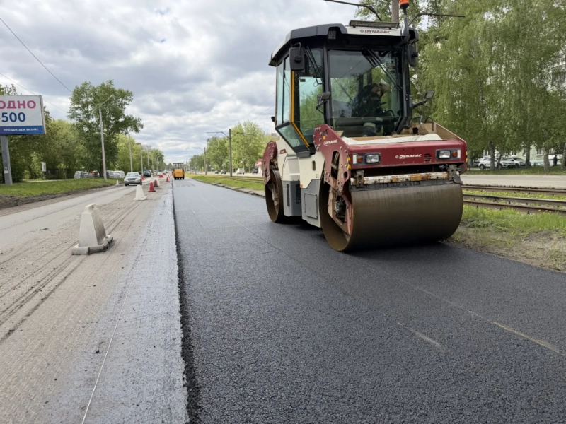 Ремонт дороги на улице Антона Петрова продолжается в Барнауле