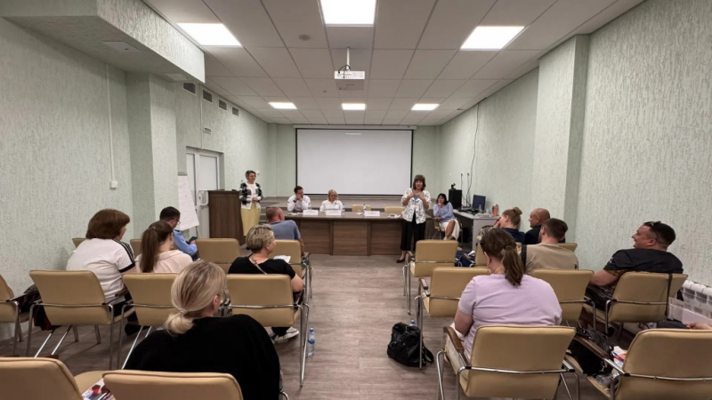 В барнаульской поликлинике провели встречу с участниками СВО