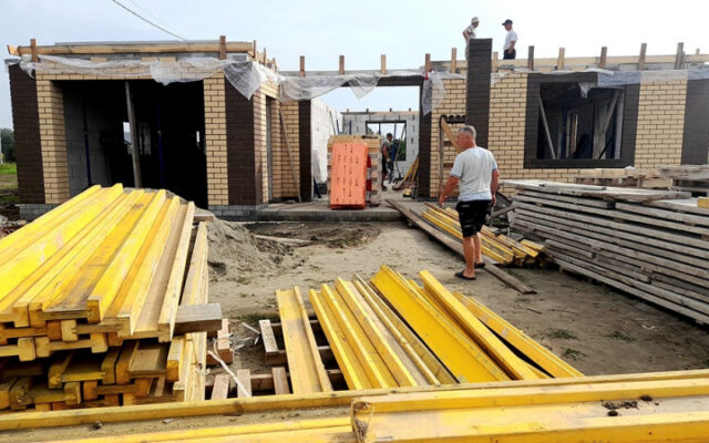 С чем связано снижение строительства загородного жилья в Алтайском крае