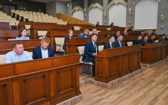 Штабная тренировка по ликвидации аварий на коммунальных сетях проходит в Барнауле