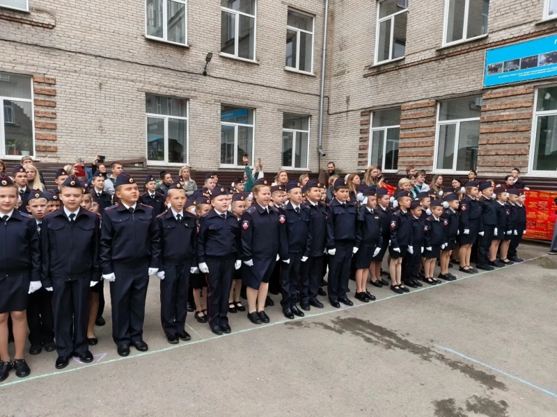 Учащиеся школы № 53 вступили в кадетский корпус «Защитник»