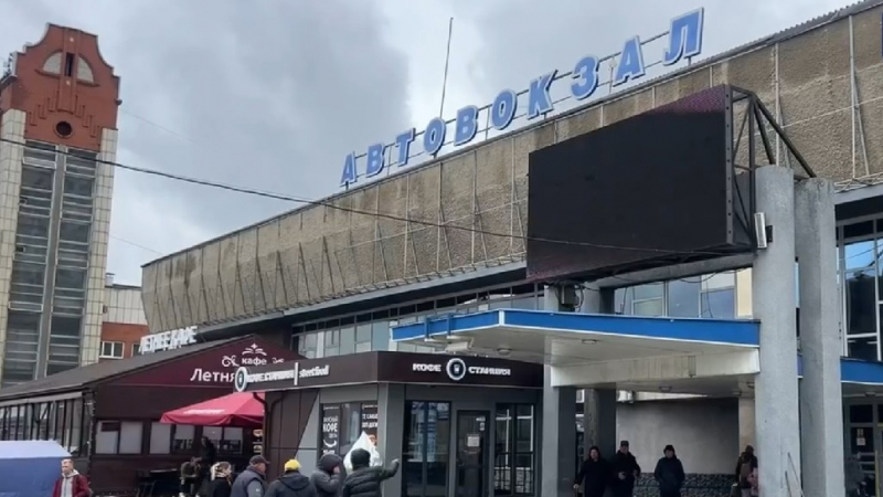 В Барнауле нетрезвые пассажиры устроили дебош на автовокзале